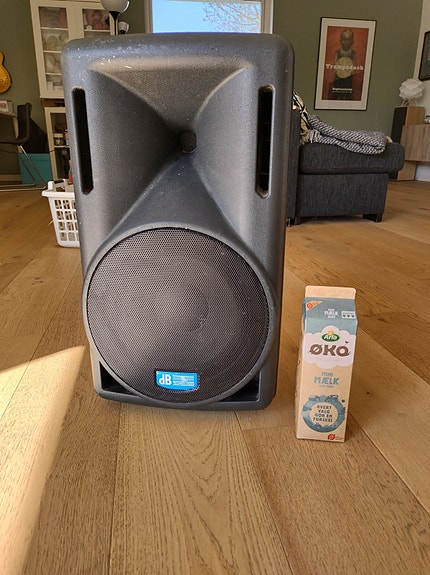 Product image 1 of 8