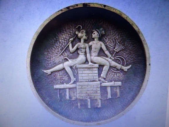 Product image 1 of 2