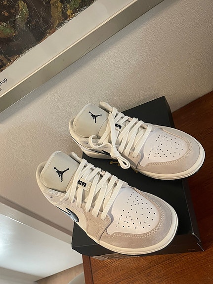 Product image 1 of 7