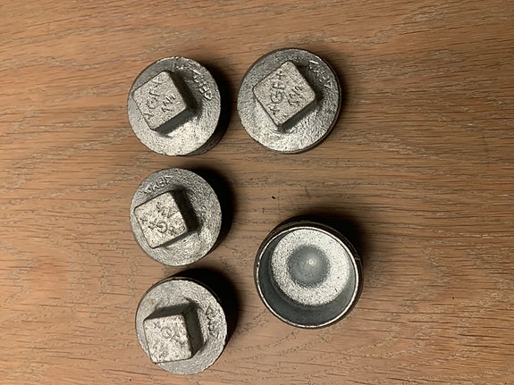 Product image 1 of 2