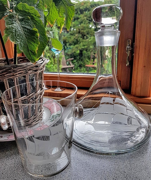 Product image 1 of 7