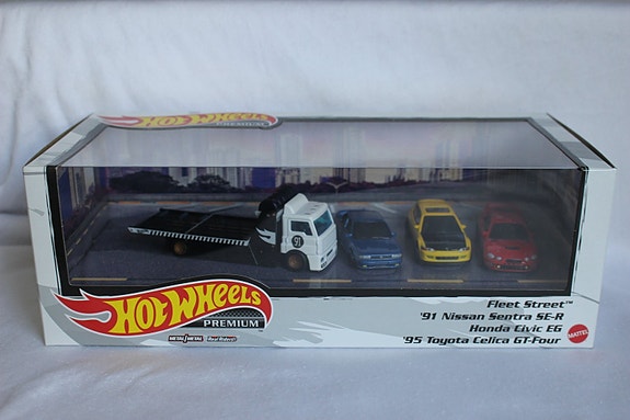 Product image 1 of 2