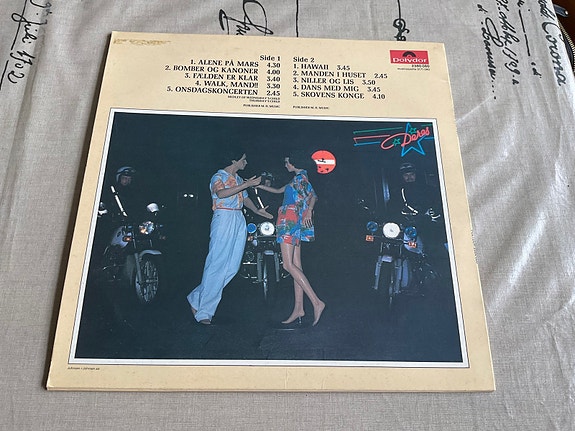 Product image 2 of 2