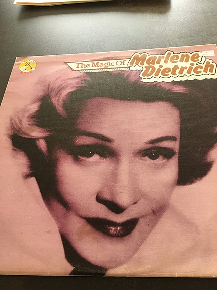 Product image 1 of 2