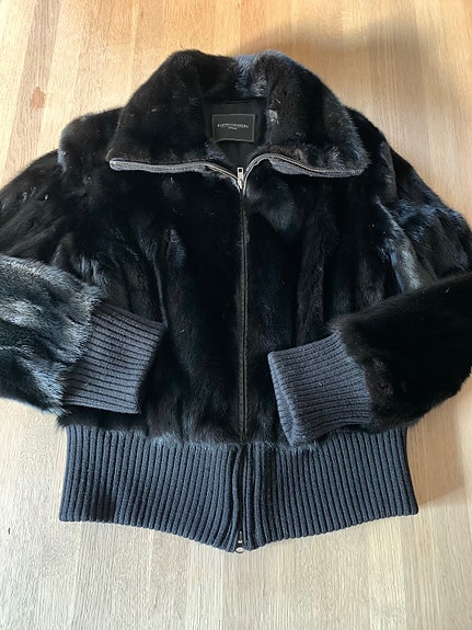 Product image 1 of 4