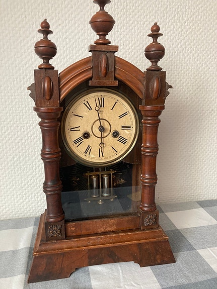 Product image 1 of 3