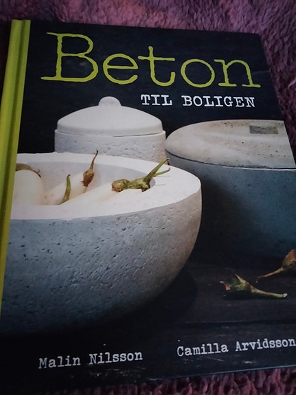 Product image 1 of 8