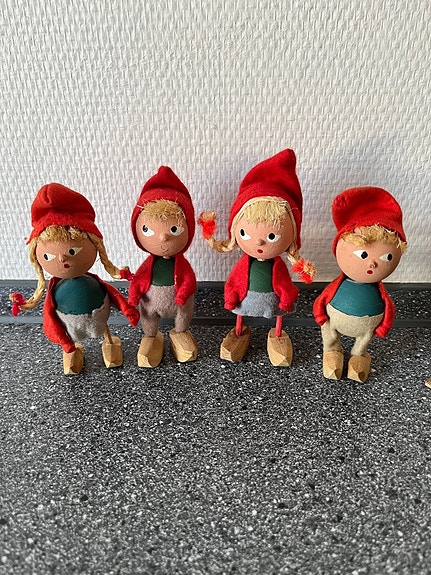 Product image 1 of 4