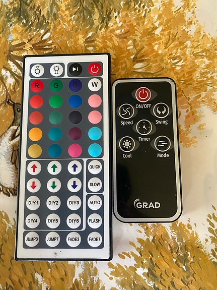 Product image 1 of 5