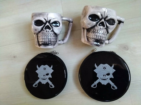 Product image 1 of 4