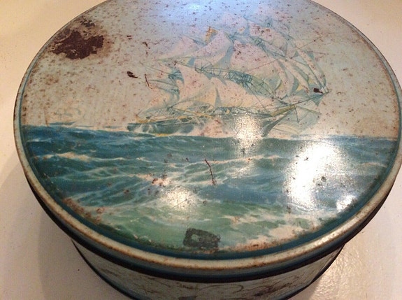 Product image 1 of 2