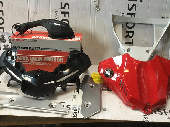 Product image 1 of 8