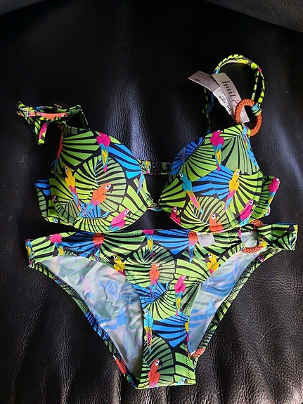 Product image 1 of 3