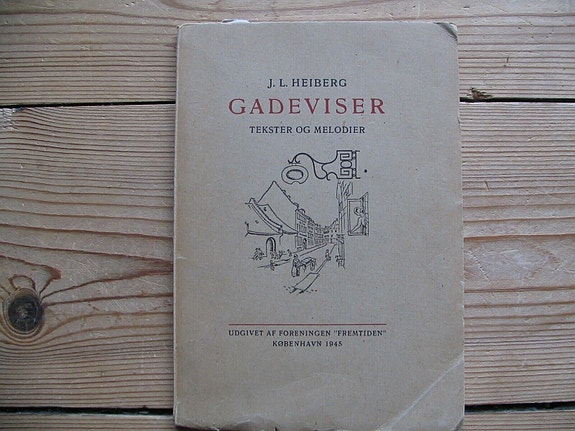 Product image 1 of 7