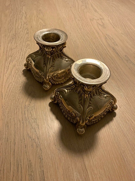 Product image 1 of 2