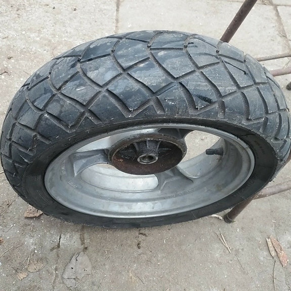 Product image 2 of 8