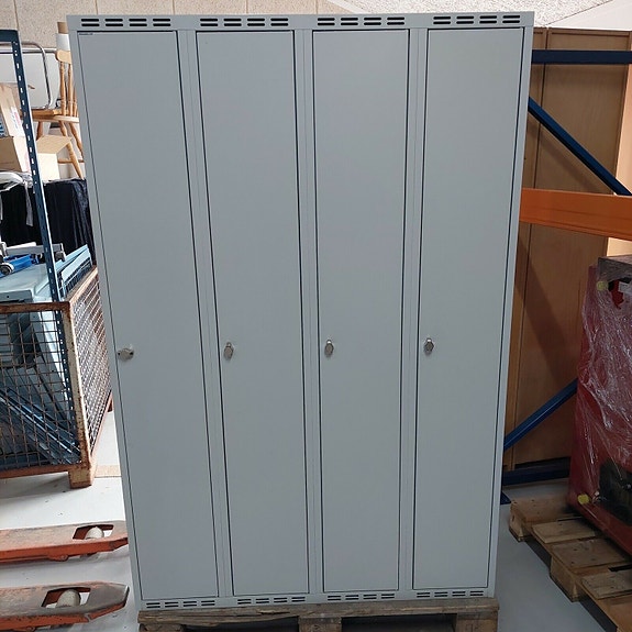 Product image 1 of 4