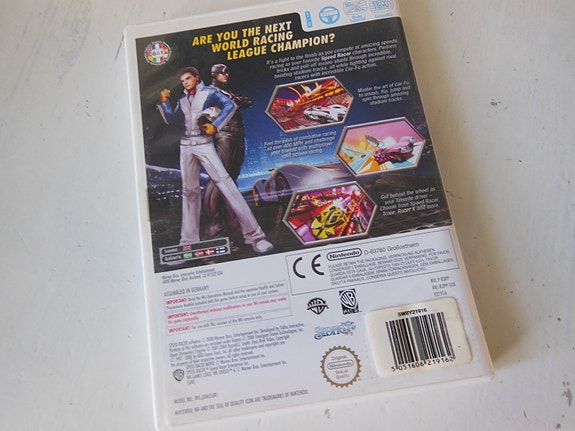 Product image 3 of 3