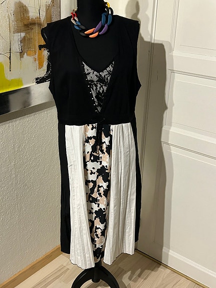 Product image 1 of 7