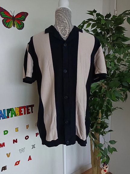 Product image 1 of 7