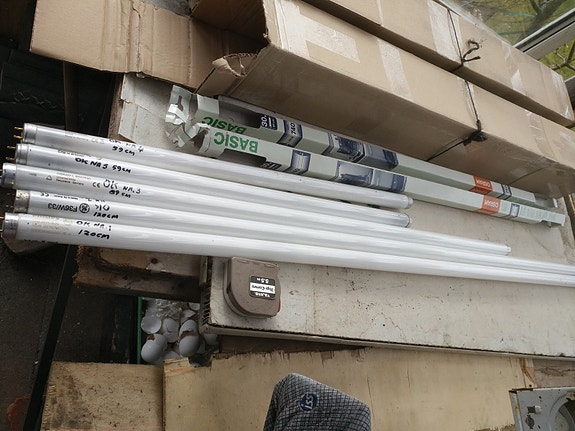 Product image 1 of 6