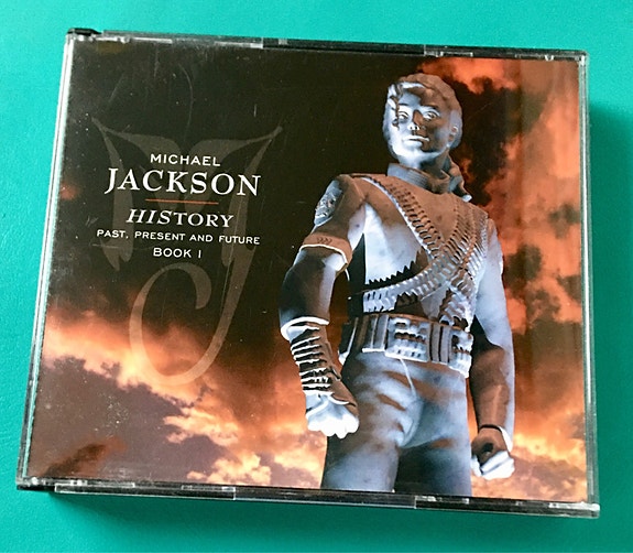 Product image 1 of 3