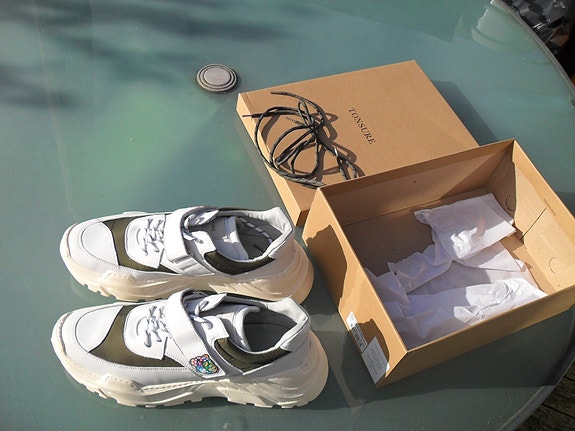 Product image 1 of 5