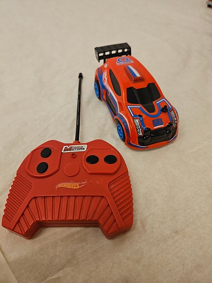 Product image 1 of 3