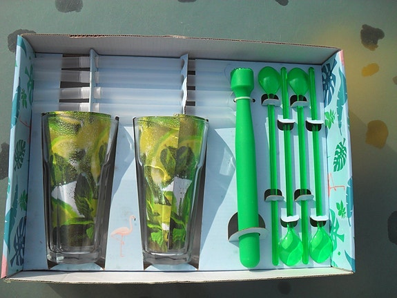 Product image 1 of 2