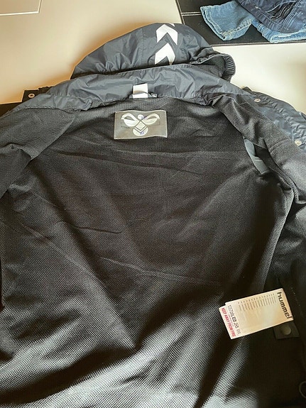 Product image 1 of 3