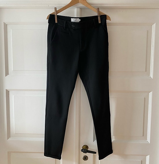 Product image 1 of 7