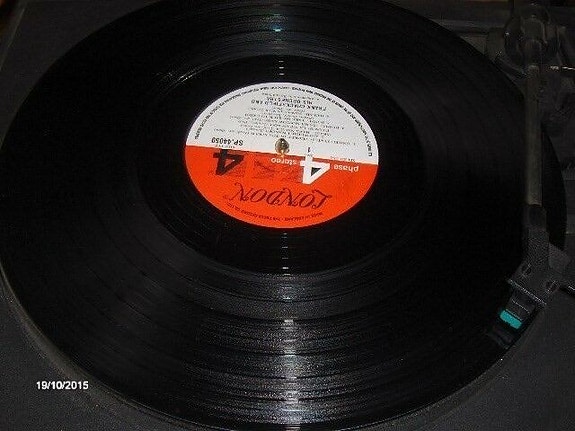 Product image 1 of 8