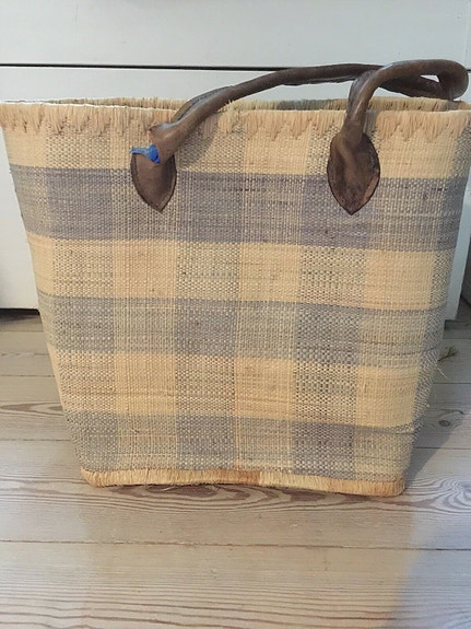 Product image 1 of 8