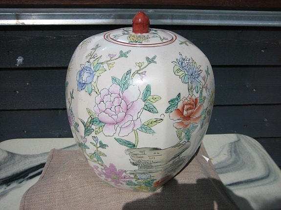 Product image 1 of 8