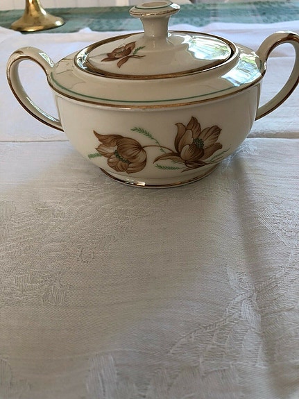 Product image 1 of 4