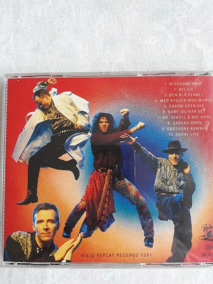 Product image 2 of 2