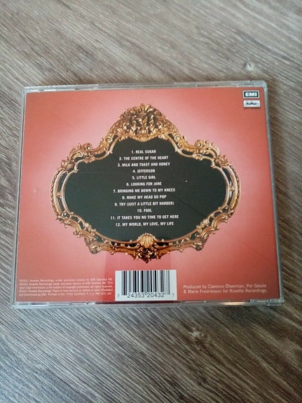 Product image 2 of 3