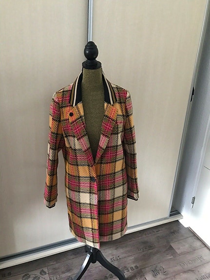 Product image 1 of 7