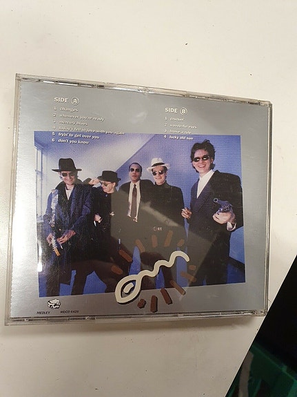 Product image 2 of 2
