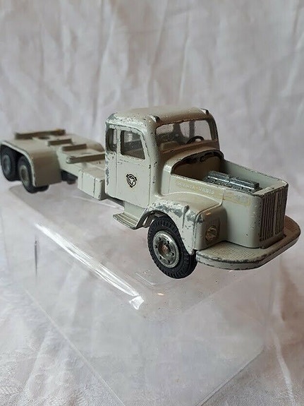 Product image 1 of 5