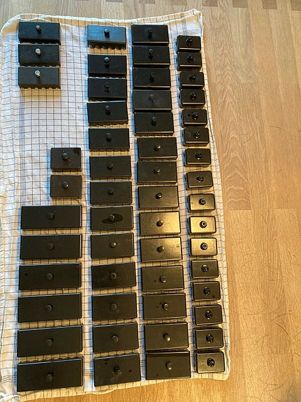 Product image 1 of 2