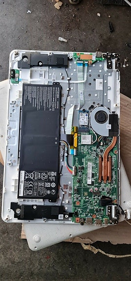 Product image 2 of 8