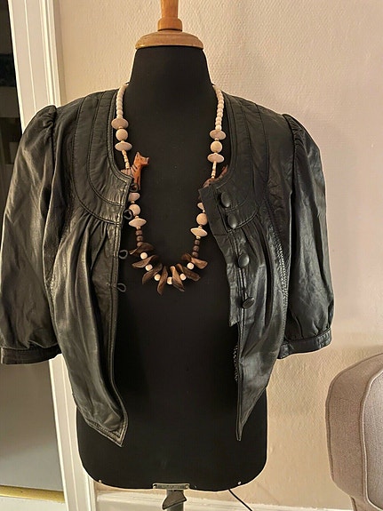 Product image 1 of 7