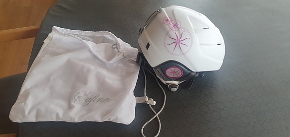 Product image 1 of 4