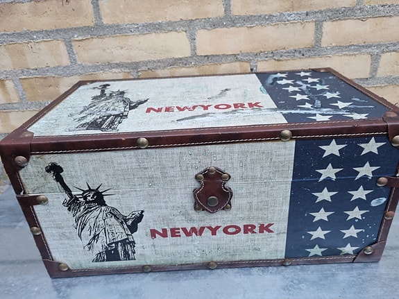 Product image 1 of 4