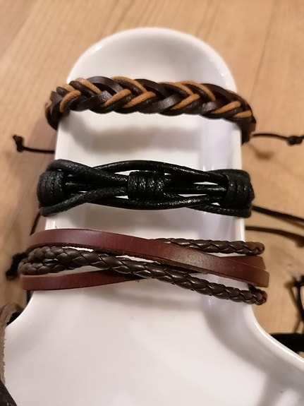 Product image 1 of 4