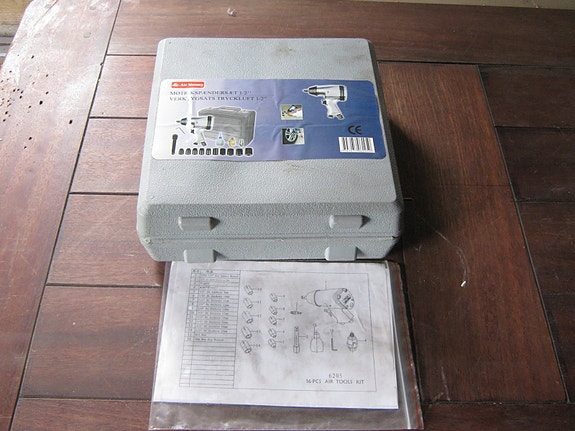 Product image 1 of 2