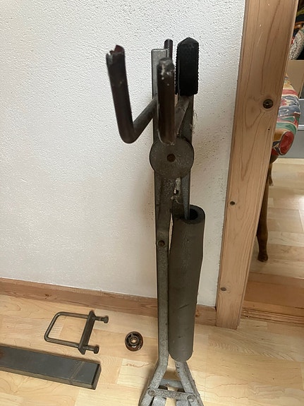 Product image 1 of 2