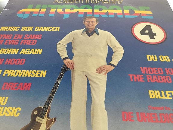 Product image 1 of 2