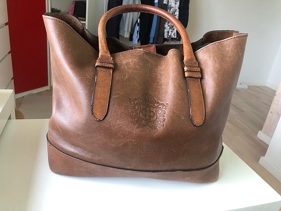 Product image 1 of 6